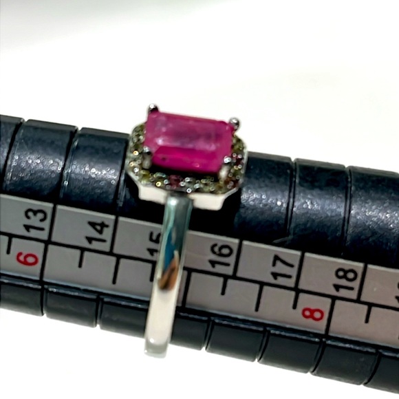 1.5ct Ruby Sapphires 14KGP Ring - Picture 2 of 5